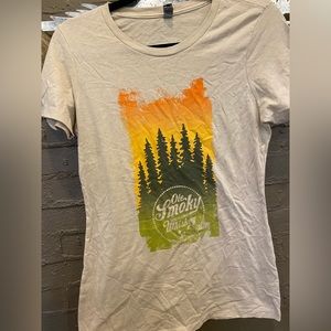 Old Smokey Moonshine Tee NWOT 🥃